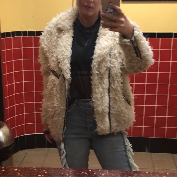 ❤️SOLD❤️UNIF x urban outfitters poodle moto coat - Picture 4 of 4